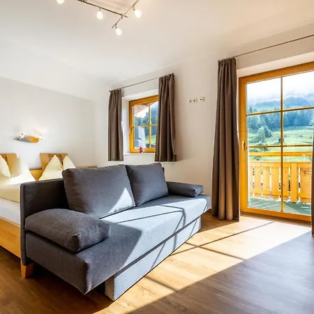 Angerhaus Apartman *